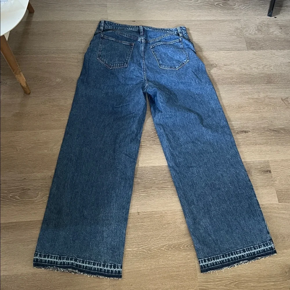 On 34th Wide-Leg Blue Jeans - Picture 3 of 5